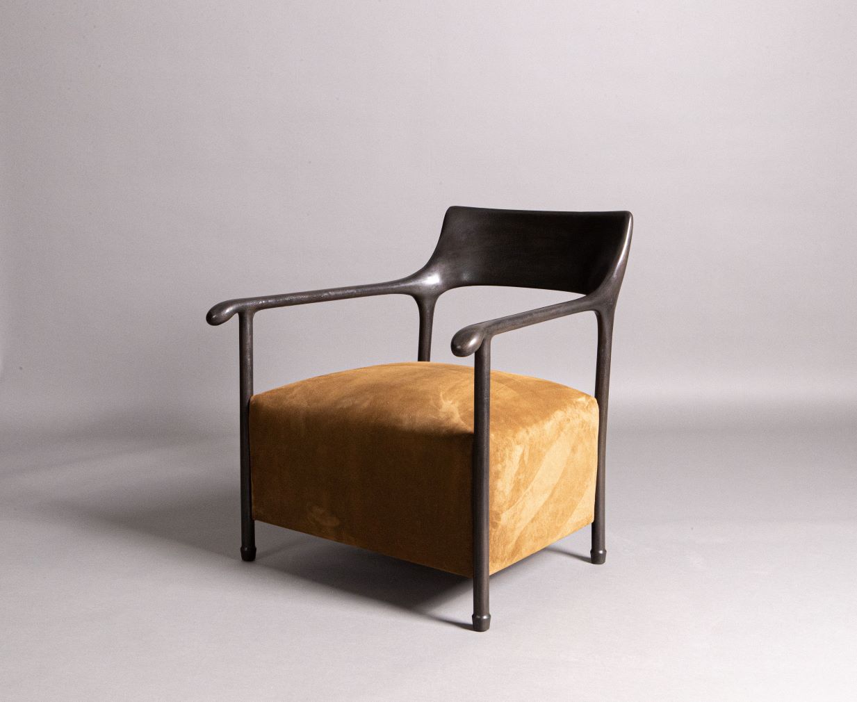 dhCZ_Franck Easy chair ©Gaspard Hermach Charles Zana
