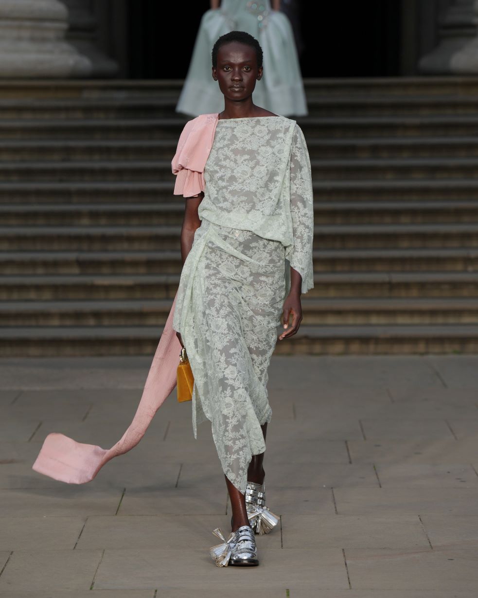ERDEM Spring Summer 2025 - Photographed by Jason Lloyd Evans - Look 45