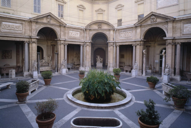 8 Octagonal Court, Pio Clementino Museum, Vatican Museums.